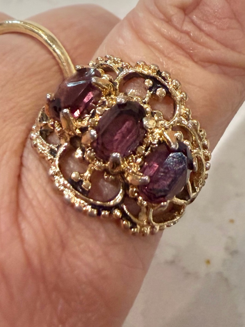 Vintage ESPO 18KT GE Purple Garnet Crystal Cocktail Ring - SZ 9